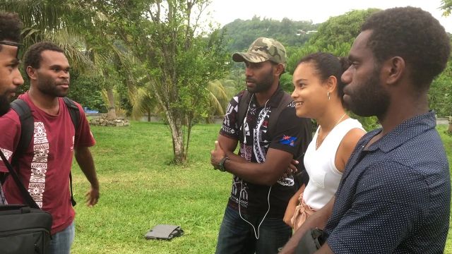 Visite du campus de l'Université nationale francophone du Vanuatu en plein chantier