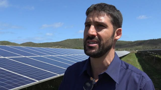 A Païta, une ferme solaire sur terre coutumière